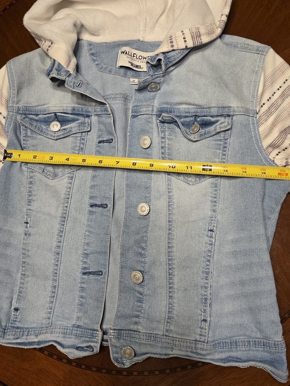 Womens Light Wash Denim Jacket with Striped Hooded Sleeves - Picture 4 of 6